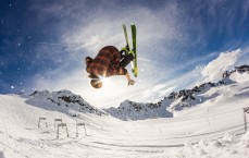 中国体彩网官方首页_提前进入战时状态，中国男足大连集结，成18强赛首支启动备战球队